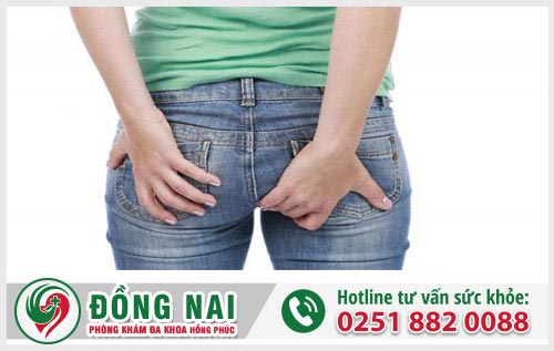 Hậu môn xuất hiện vật thể lạ là bị gì?